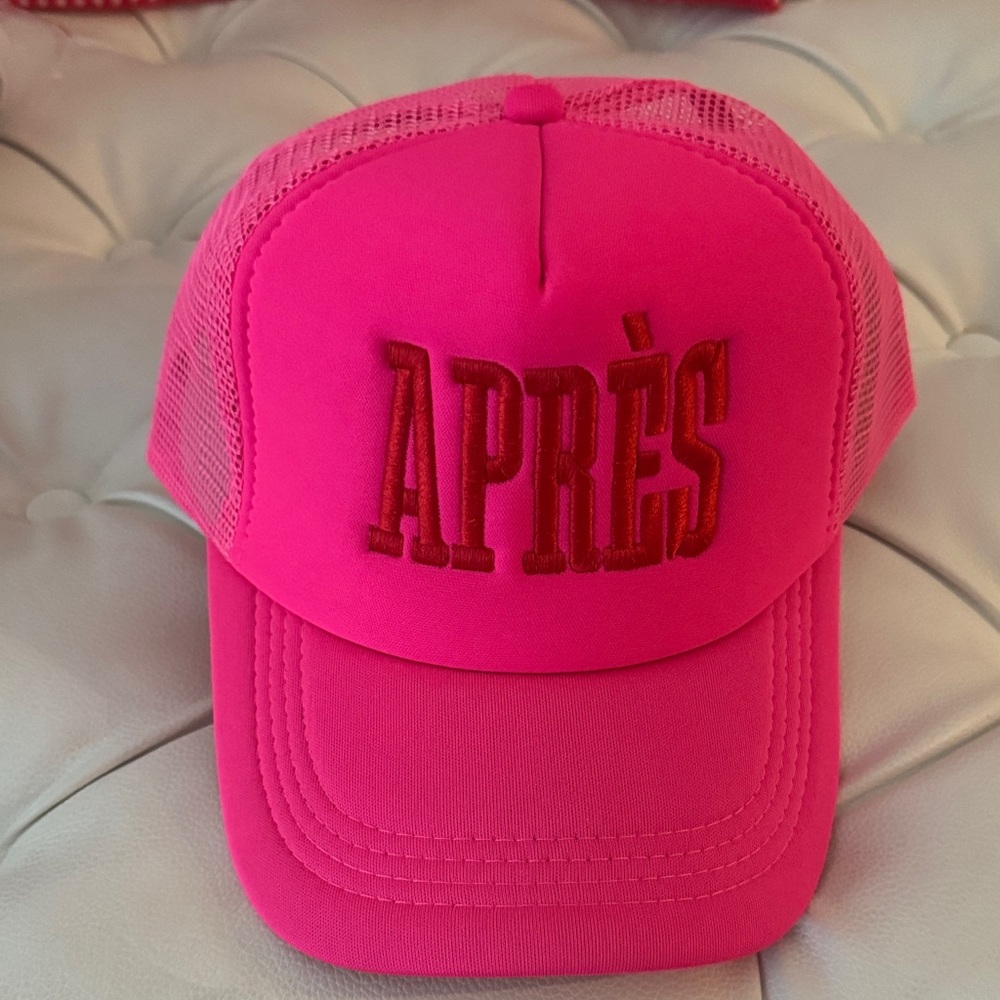 BRAND NEW Après Trucker Hat